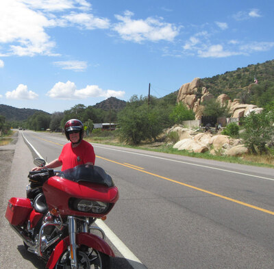 02OnRoad.jpg