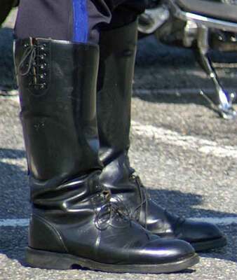 Boots07.jpg