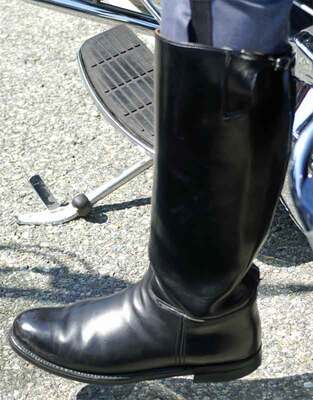 Boots33.jpg