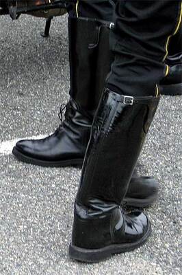 Boots06.jpg