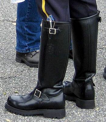 Boots17.jpg