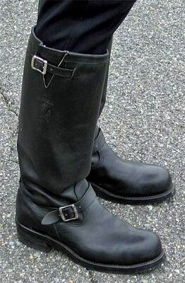 Boots25.jpg