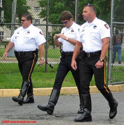 Cops10.jpg