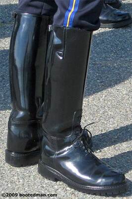 Boots06.jpg