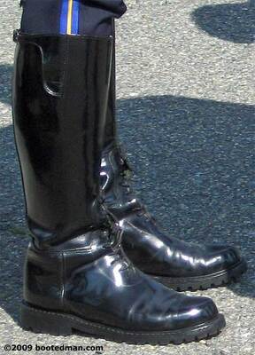 Boots07.jpg