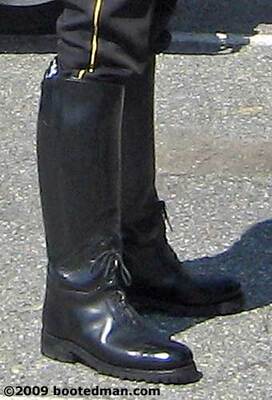 Boots23.jpg