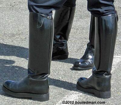 Boots33.jpg