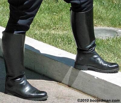 Boots45.jpg