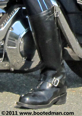 Boots01.jpg