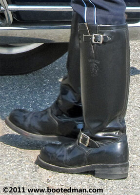 Boots04.jpg