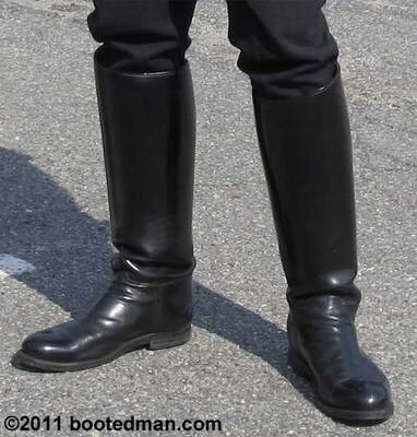Boots05.jpg