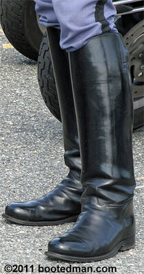 Boots11.jpg