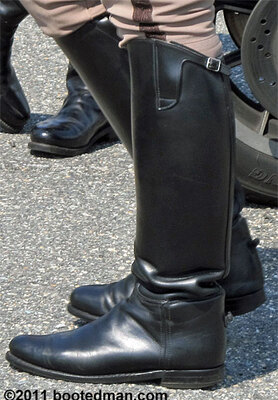 Boots23.jpg