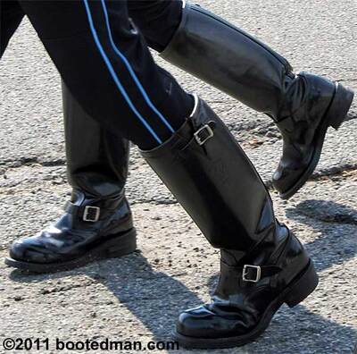 Bootpride01.jpg