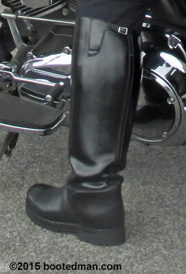 Boots15.jpg