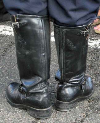 Boots12.jpg