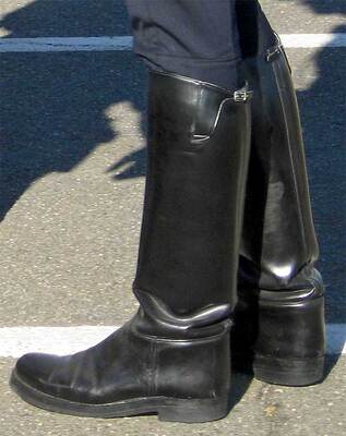 Boots08.jpg