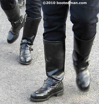 Boots01.jpg