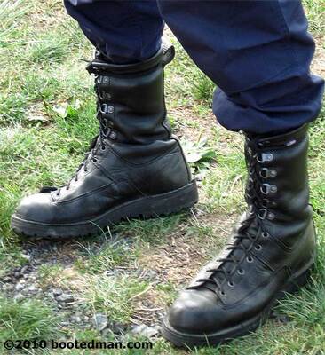 Boots11.jpg