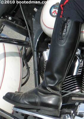 Boots12.jpg