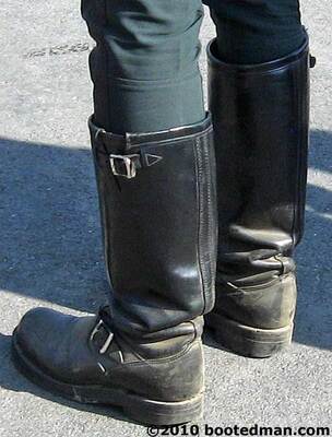 Boots33.jpg