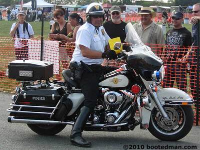 Cops14.jpg