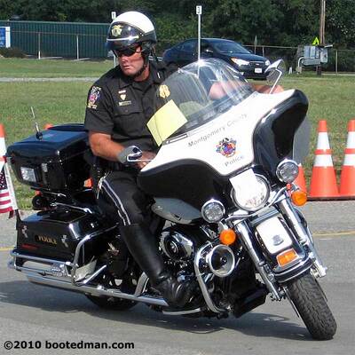 Cops31.jpg