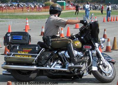 Cops44.jpg