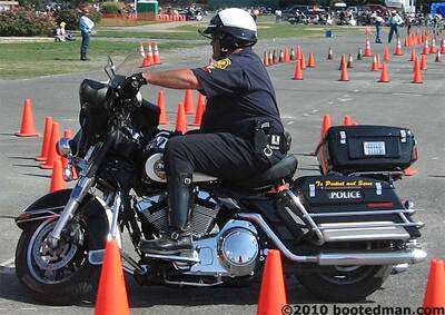 Cops52.jpg