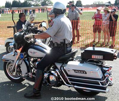 Cops55.jpg