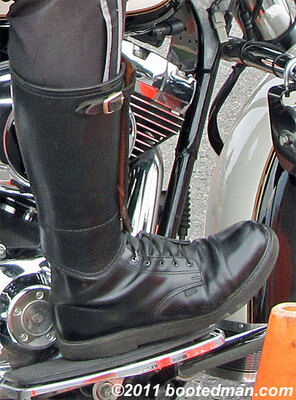 Boots06.jpg