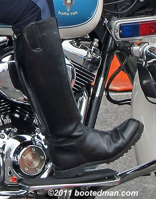 Boots15.jpg
