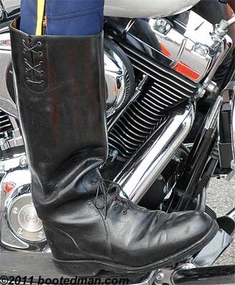 Boots30.jpg