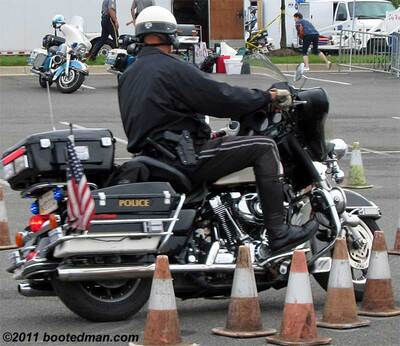 Cops15.jpg