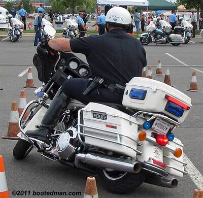 Cops33.jpg