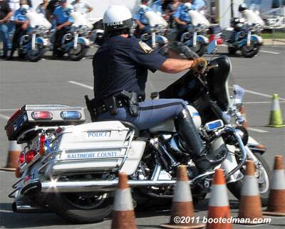 Cops52.jpg