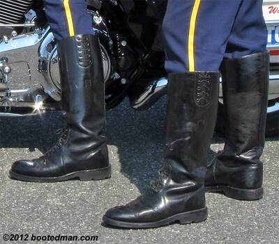 Boots40.jpg