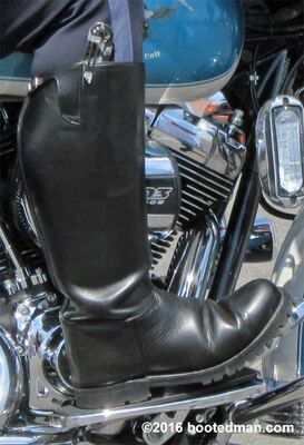 Boots13.jpg