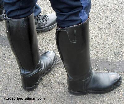 Boots36.jpg