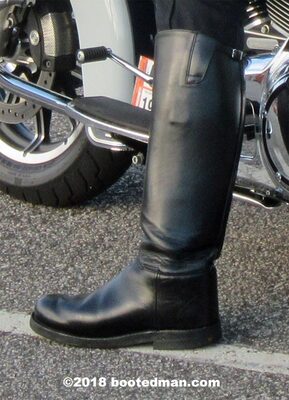 Boots08.jpg