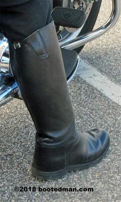 Boots19.jpg
