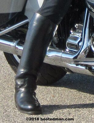 Boots46.jpg