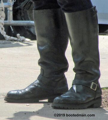 Boots34.jpg