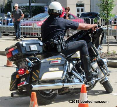 Cops30.jpg