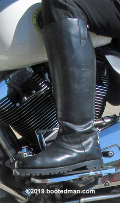 Boots19.jpg