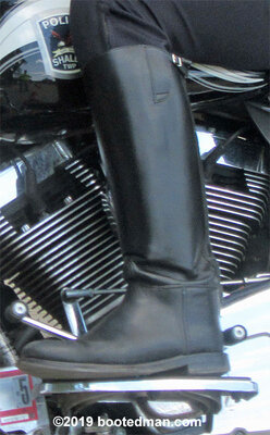 Boots40.jpg